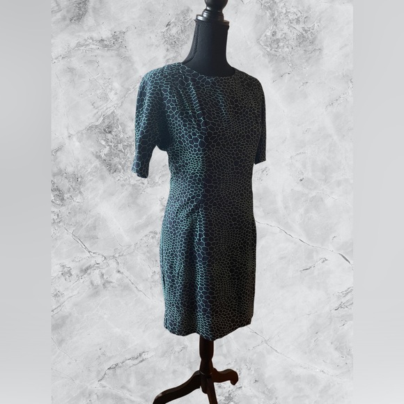 Club Monaco navy abstract sheath cocktail dress - Picture 2 of 4